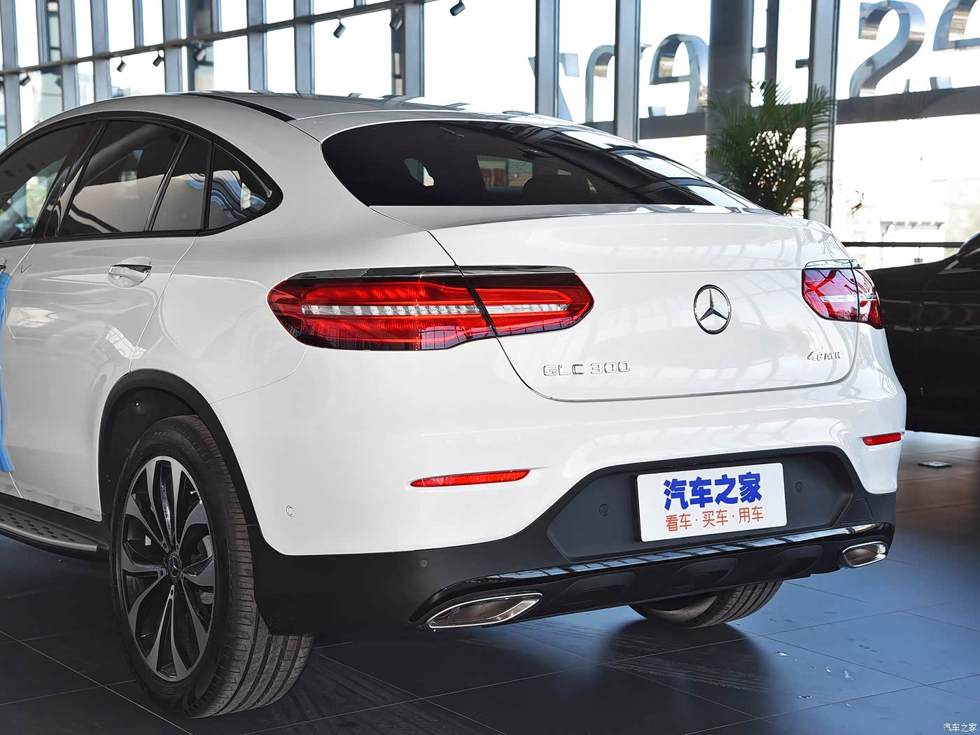 2019款glc3004matic轿跑suv