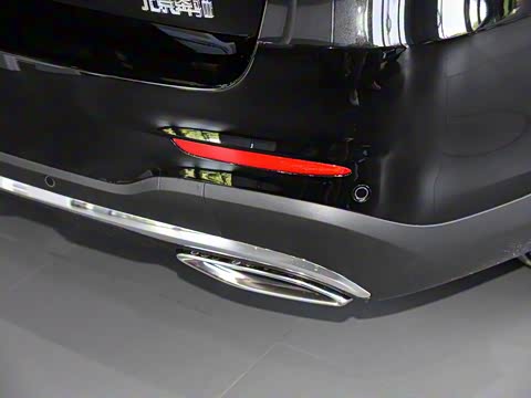 2018�� �Ŀ� GLC 300 4MATIC ������