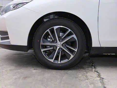 2020�� 1.6L XL CVT������