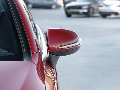 2019�� C 260 4MATIC ���ܳ�