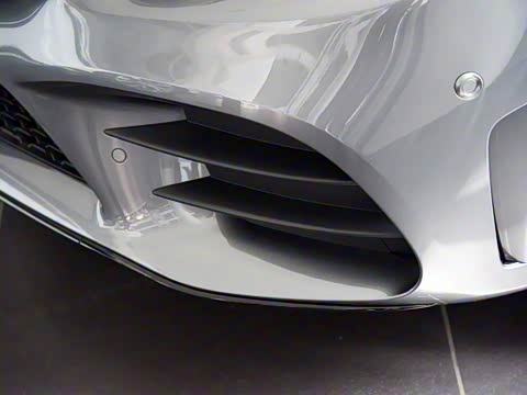 2020�� �Ŀ� C 260 �˶���