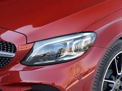 2019�� C 260 4MATIC ���ܳ�