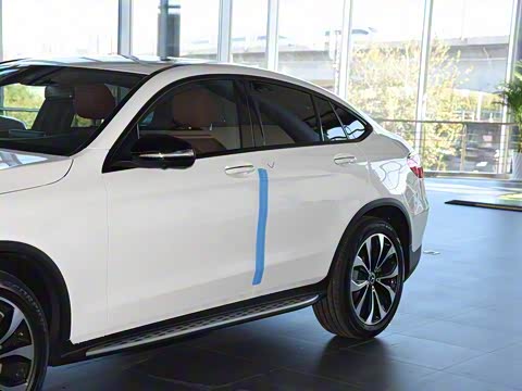 2019�� GLC 300 4MATIC ����SUV