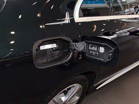 2020�� �Ŀ� C 260 L �˶���