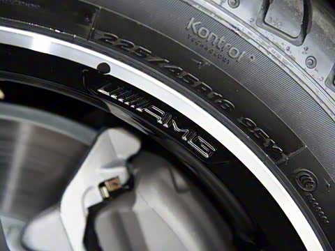 2020�� �Ŀ� C 260 �˶���