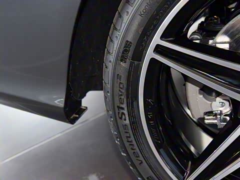 2020�� �Ŀ� C 260 �˶���