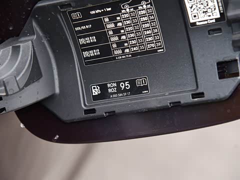 2020�� E 260 4MATIC ���ܳ�