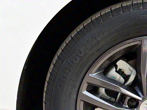 2018�� 1.5L �ֶ������澢��