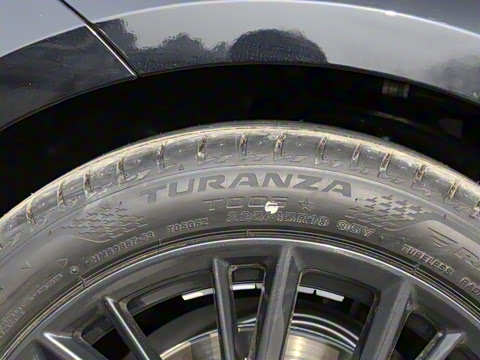 2021�� �Ŀ� 325i M�˶���ҹ��װ