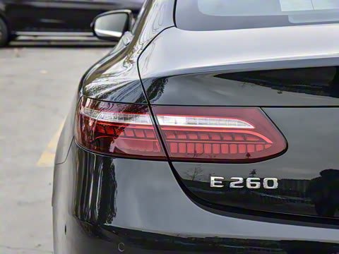 2021�� E 260 ���ܳ�