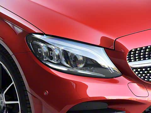 2019�� C 260 4MATIC ���ܳ�