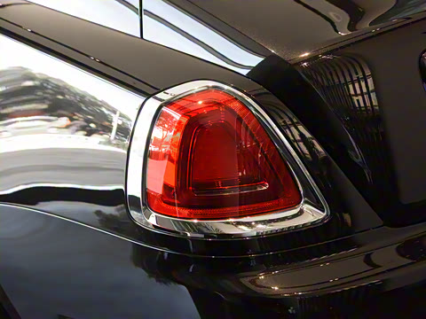 2018�� 6.6T Black Badge