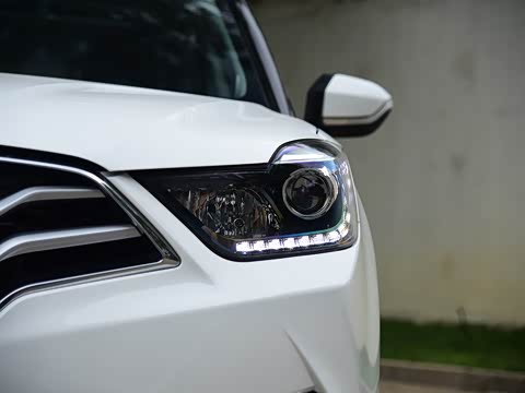 2017�� 1.6L �ֶ�������