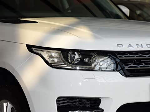 2016�� 3.0 SC V6 SE