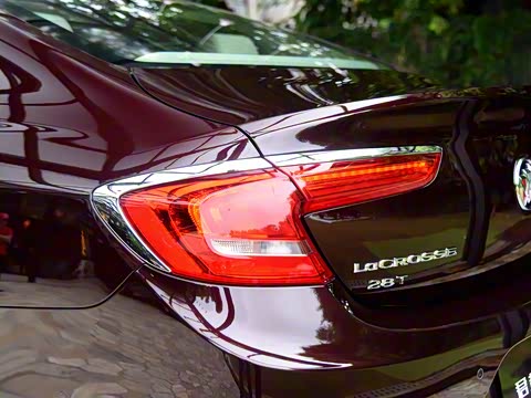 2018�� 28T Avenir��ά��