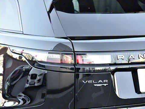 2018�� P380 R-DYNAMIC S