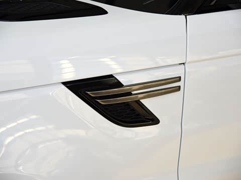 2016�� 3.0 SC V6 SE