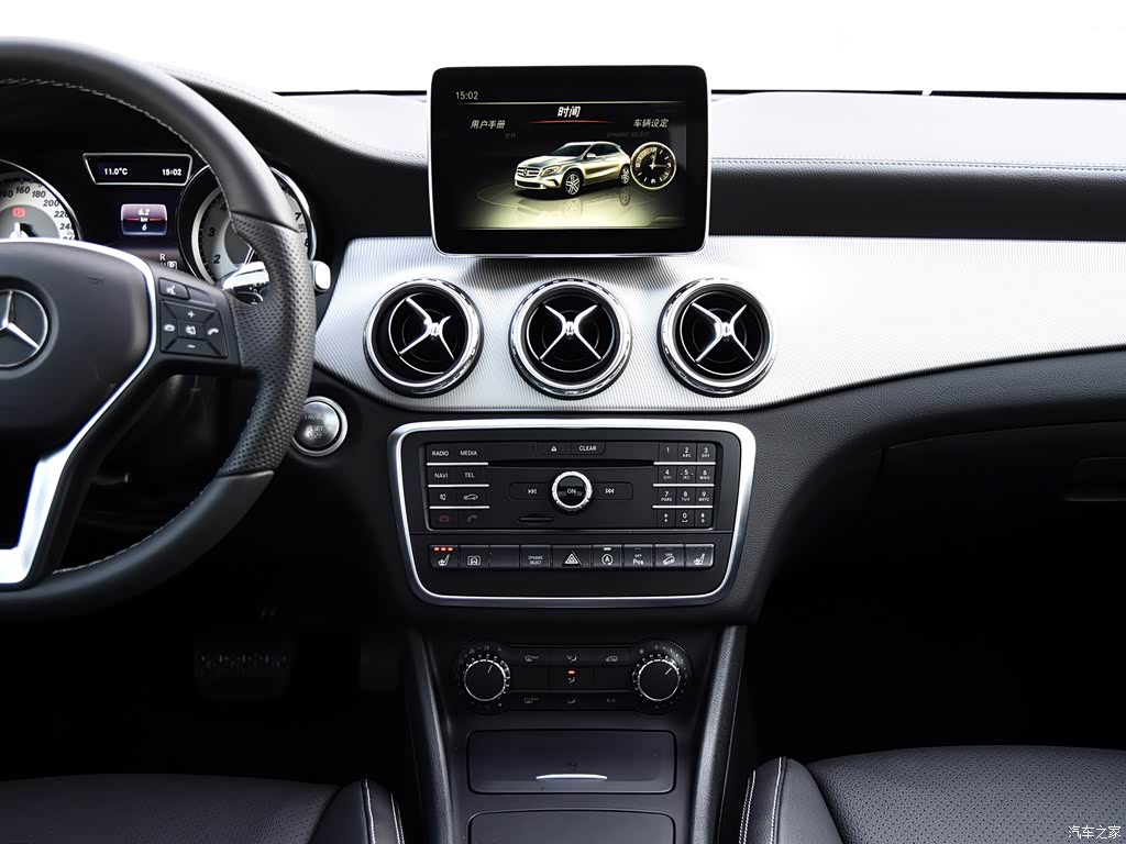 北京奔驰 奔驰gla 2016款 gla 220 4matic 豪华型 中控方向盘 已经是