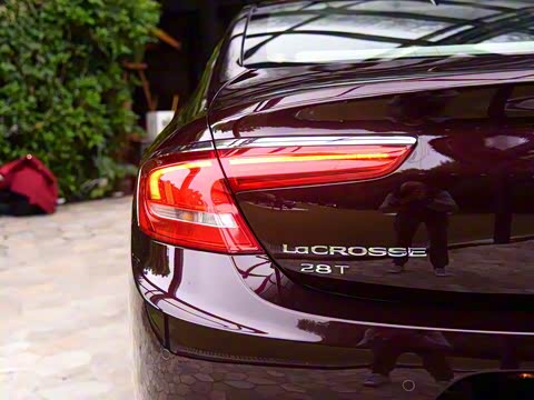 2018�� 28T Avenir��ά��