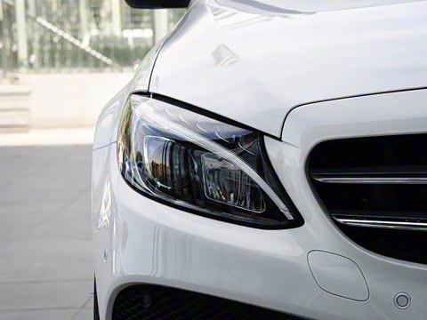 2017�� �Ŀ� C 180 ���нγ�