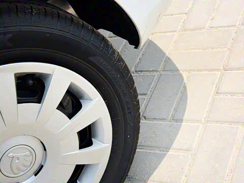 2016�� �Ŀ� 1.4L �ֶ�ǰ�а�