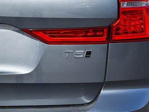 2018�� T5 �������ݰ�