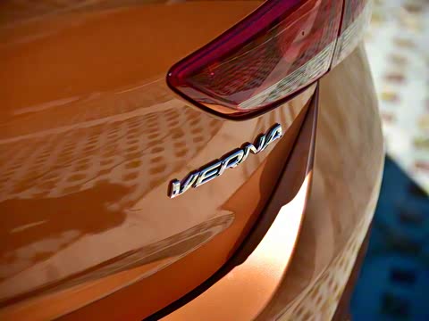 2016�� 1.4L �Զ���Ӣ��TOP