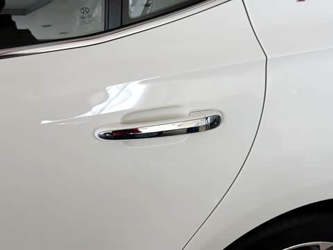 2015�� 1.8T �ֶ����ʰ�