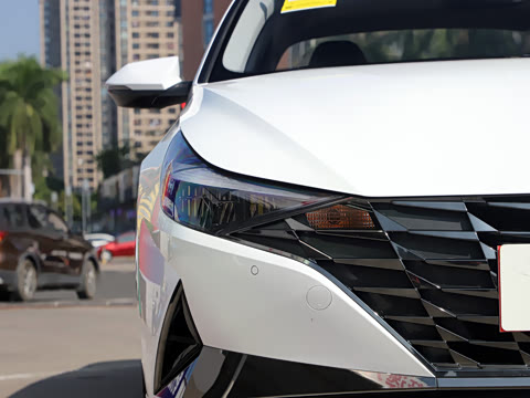 2021�� 1.5L CVT LUX����