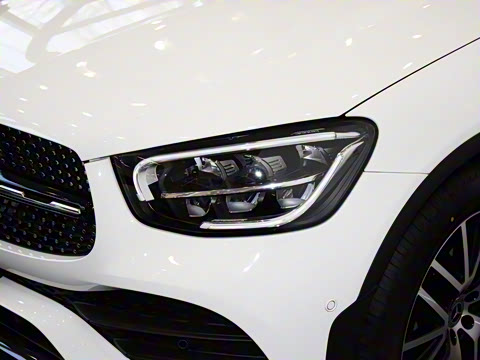 2021�� GLC 260 4MATIC ����SUV