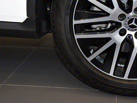 2021�� GLC 260 4MATIC ����SUV