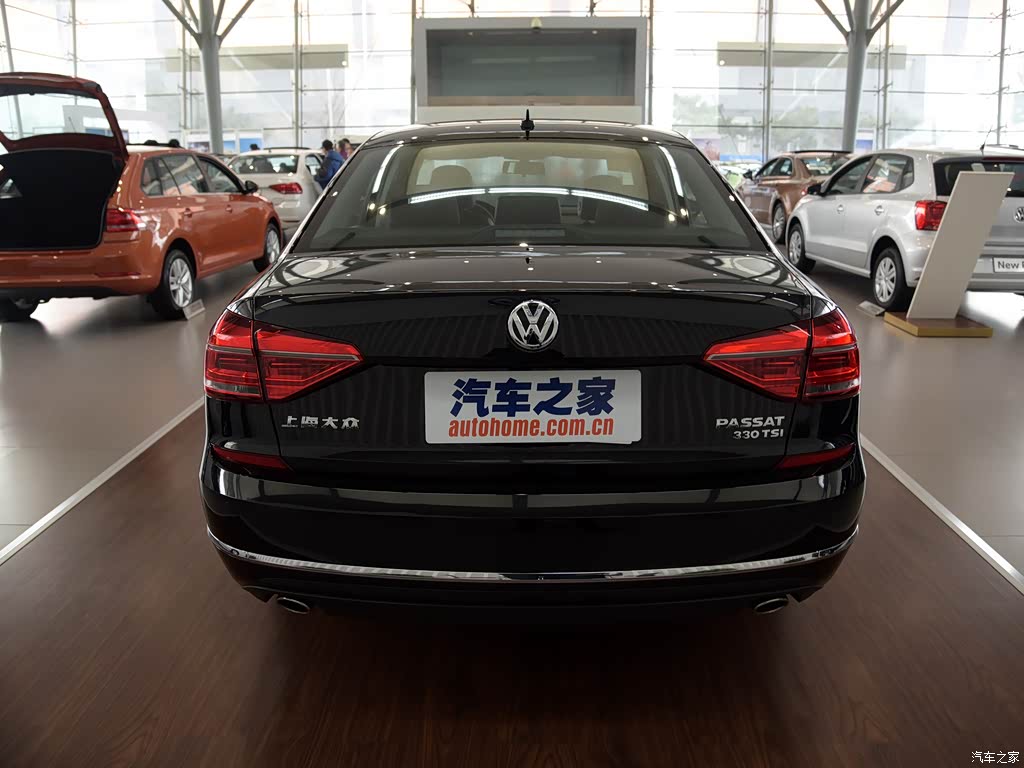 上汽大众 帕萨特 2016款 330tsi dsg尊荣版