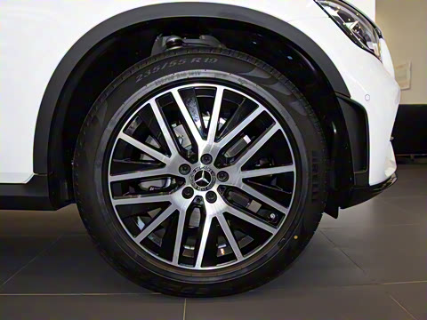 2021�� GLC 260 4MATIC ����SUV