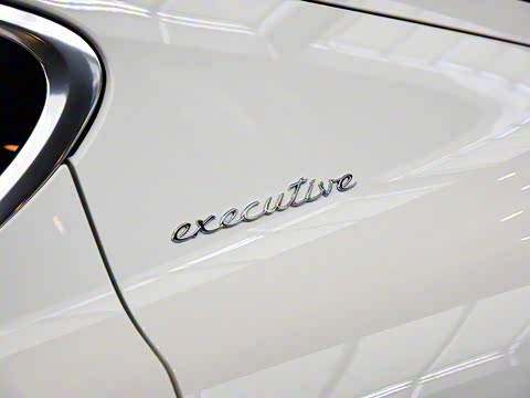 2016�� Panamera Executive Edition 3.0T