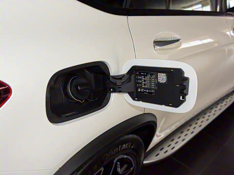 2020�� AMG GLC 63 4MATIC+  ����SUV