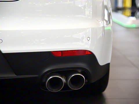 2016�� Panamera Executive Edition 3.0T