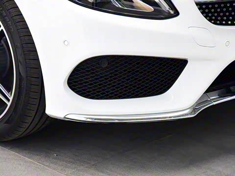 2017�� �Ŀ� C 200 ���ܰ�