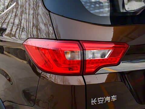 2018�� 1.5T �ֶ���Ӣ�� ��V