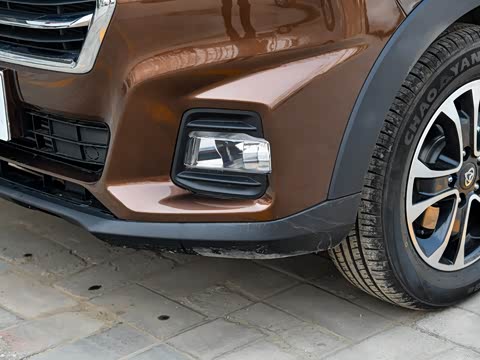 2018�� 1.5T �ֶ���Ӣ�� ��V