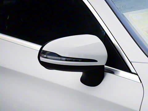 2017�� �Ŀ� C 200 ���ܰ�