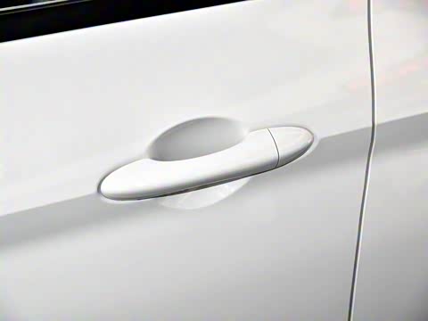 2018�� 1.5L �ֶ���׼�� ��V