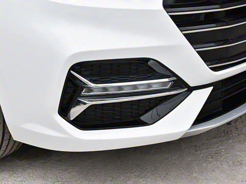 2021�� С�� 1.5L �ֶ���PLUS