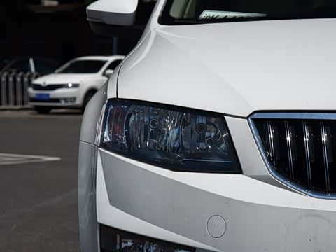 2017�� TSI280 DSG���а�