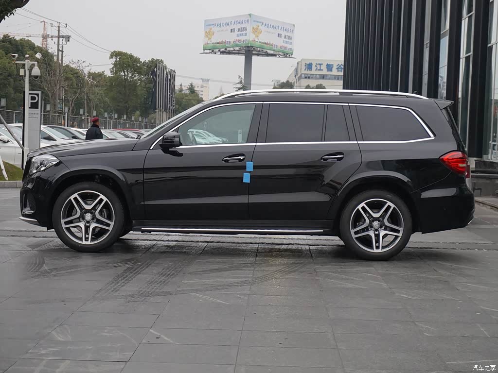 奔驰(进口) 奔驰gls 2017款 gls 400 4matic豪华型