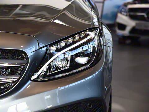 2017�� C 200 ���нγ�