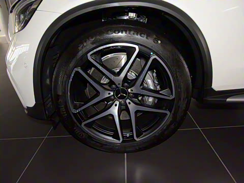 2020�� AMG GLC 63 4MATIC+  ����SUV