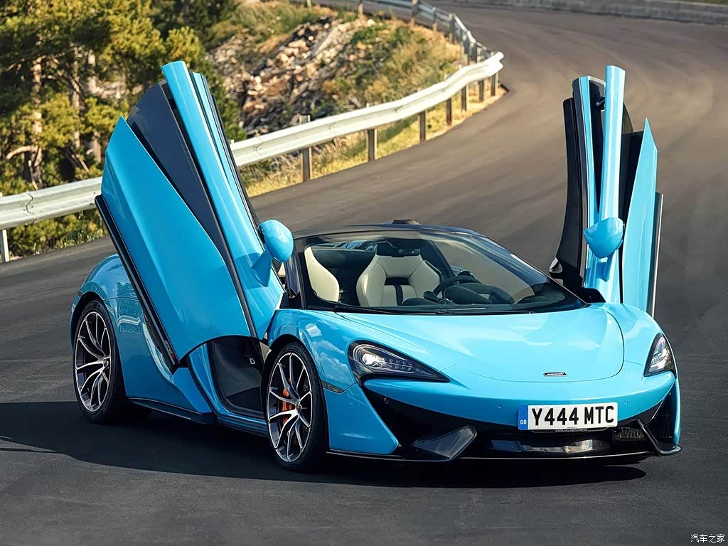 2019款 570s 3.8t spider