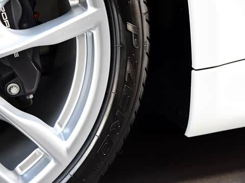 2015�� Cayman Style Edition 2.7L