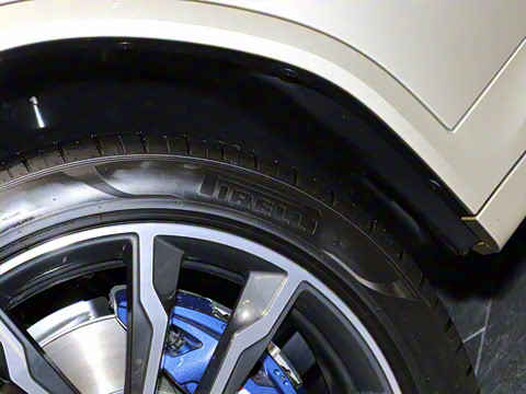 2021�� xDrive 30i M�˶���ҹ��װ