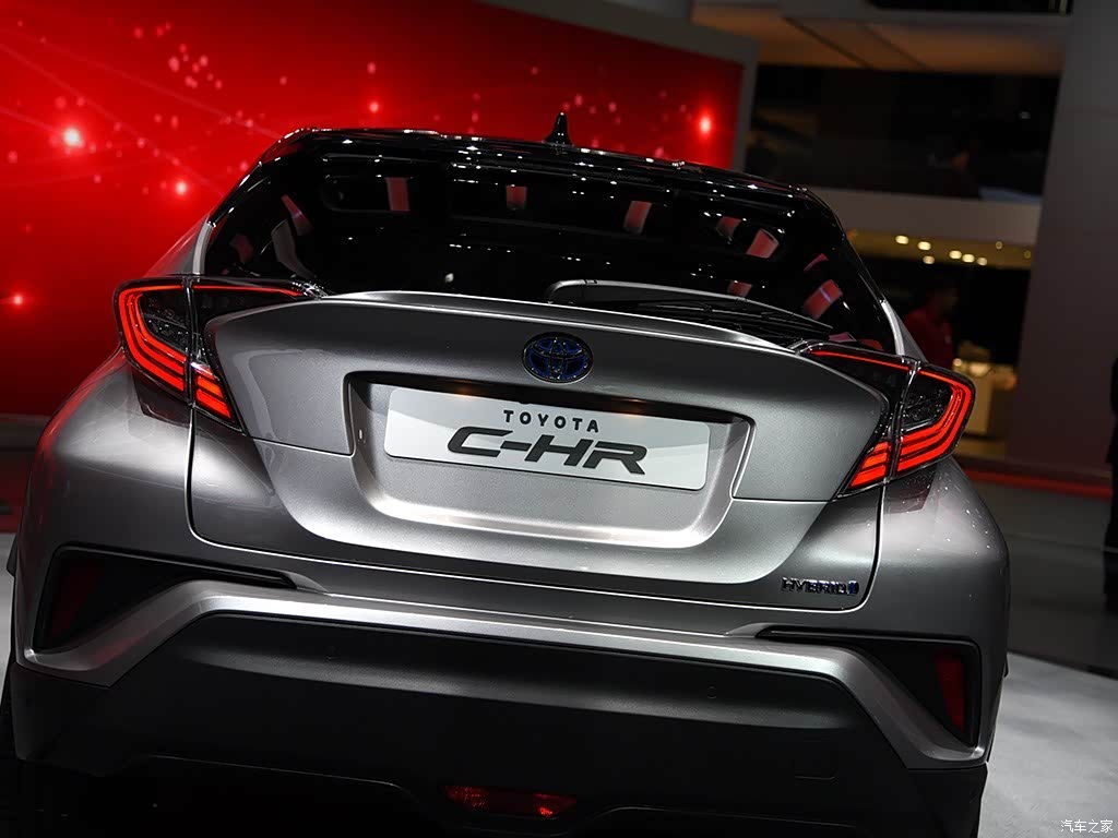 当前车型2016款 crossover此配置为选装,请以实车为准